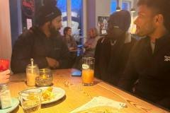 photo_5388970933621559410_y