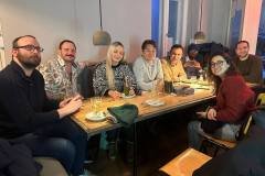 photo_5967415990880504731_y